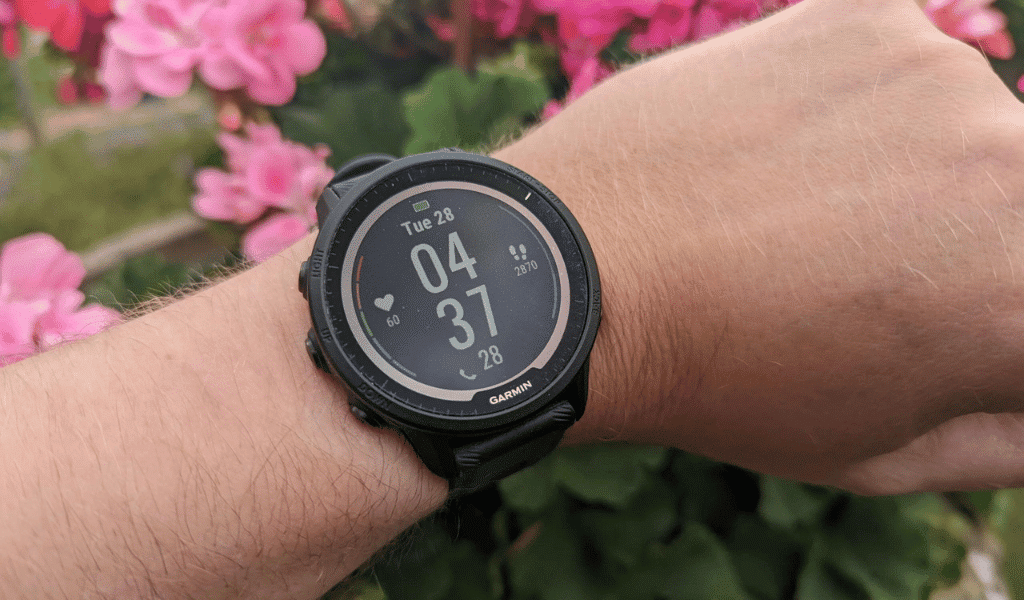 does garmin watch work with iphone